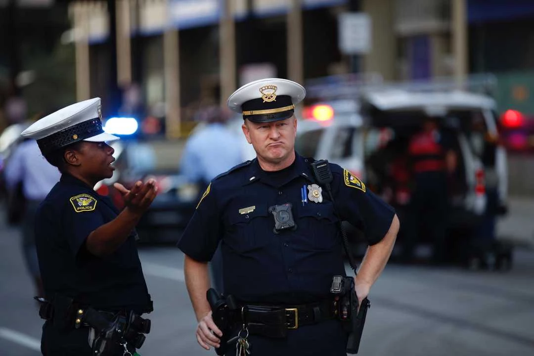 ΕΚΤΑΚΤΟ: Δεκάδες πυροβολισμοί στο Σινσινάτι – Πληροφορίες για  νεκρούς (εικόνες, βίντεο)